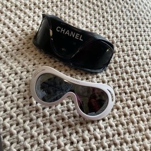 Vintage Chanel ski sunglasses